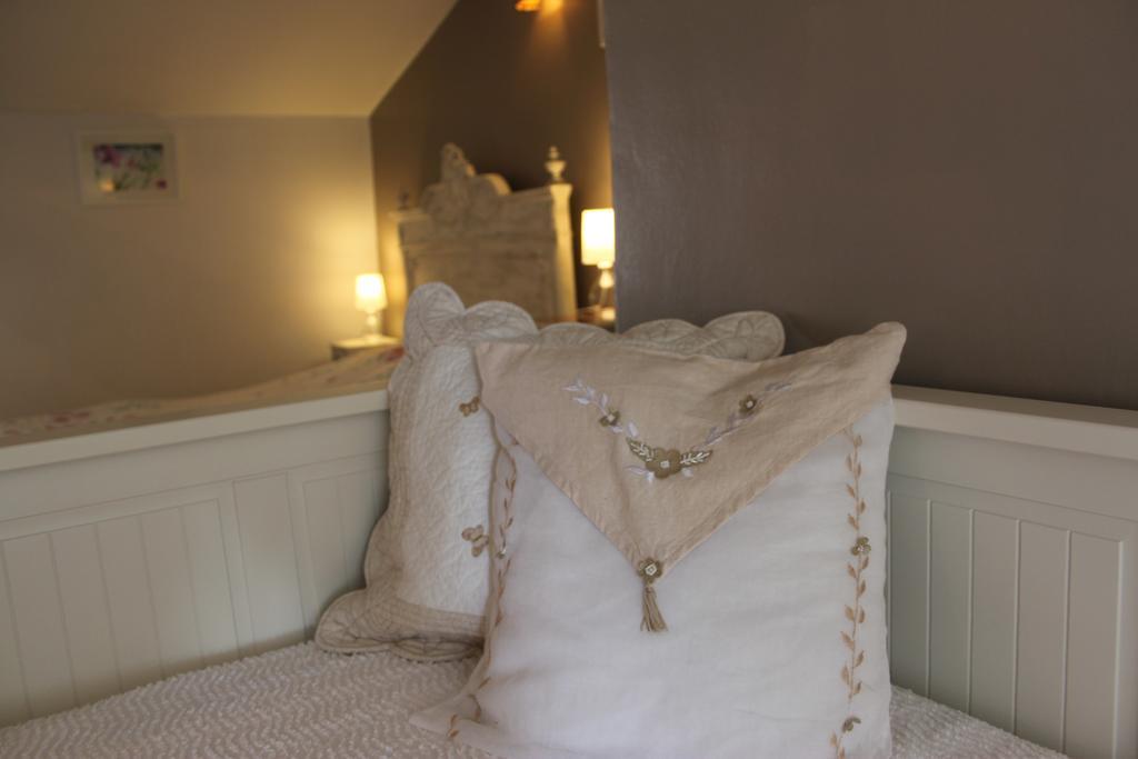 Relais De La Riniere Bed & Breakfast Le Landreau ภายนอก รูปภาพ