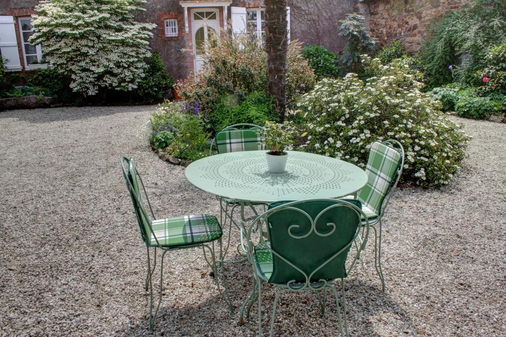Relais De La Riniere Bed & Breakfast Le Landreau ภายนอก รูปภาพ