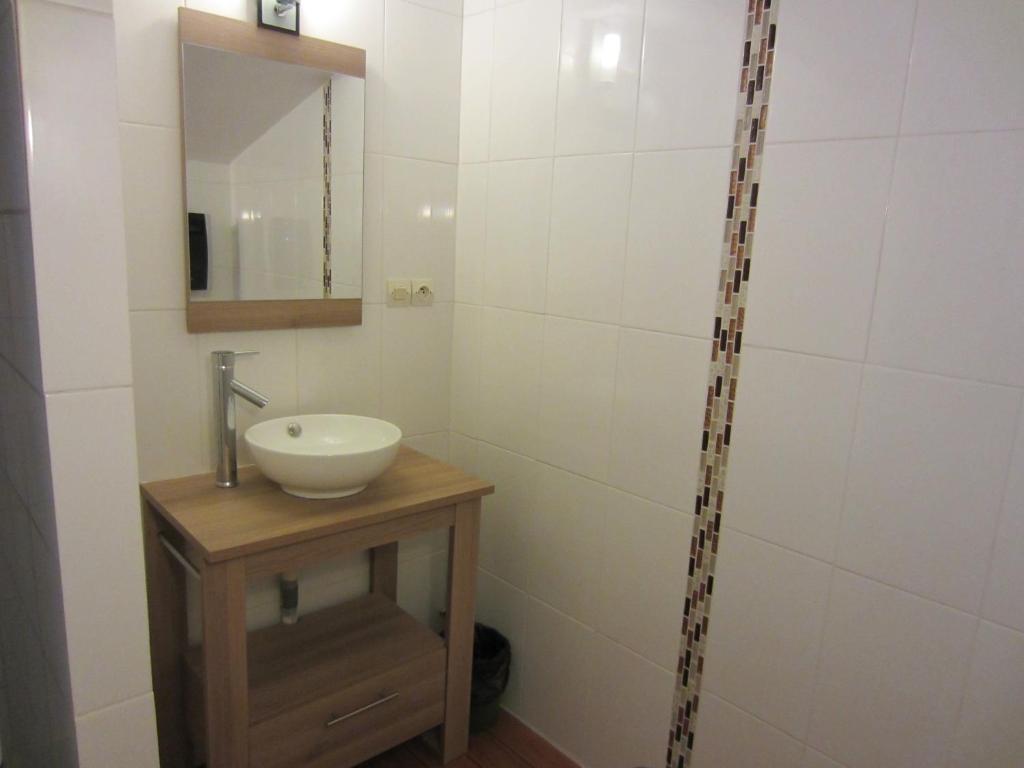 Relais De La Riniere Bed & Breakfast Le Landreau ภายนอก รูปภาพ